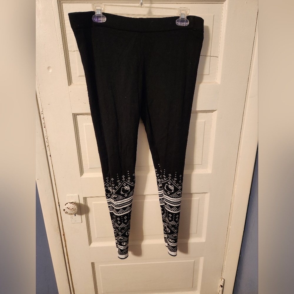 Torrid Hello Kitty black and white leggings Size 2 (18/20)